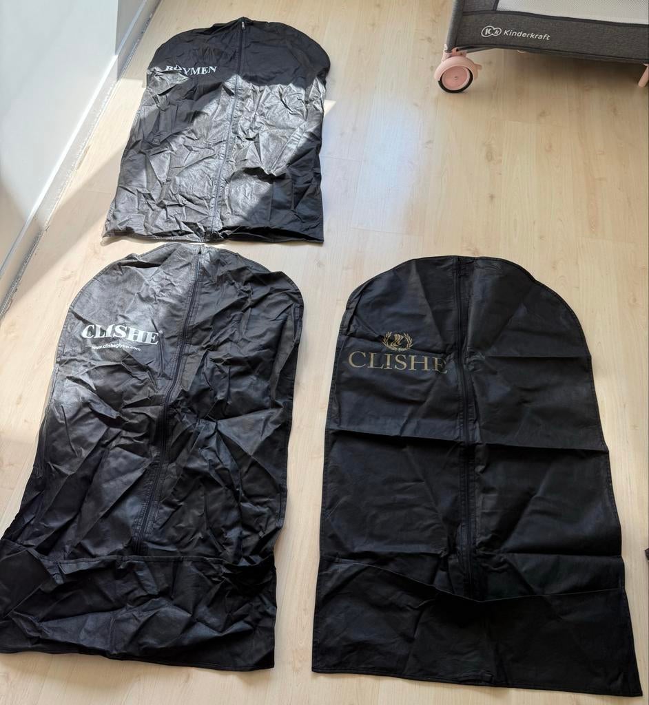 Kledinghoezen - Bescherm uw kleding stijlvol, Kleding | Dames, Kledinghangers, Ophalen of Verzenden, Zo goed als nieuw, Overige materialen