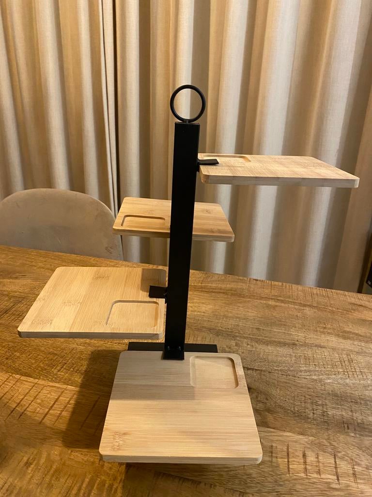 Borrel plank toren etagère, Ophalen, Zo goed als nieuw