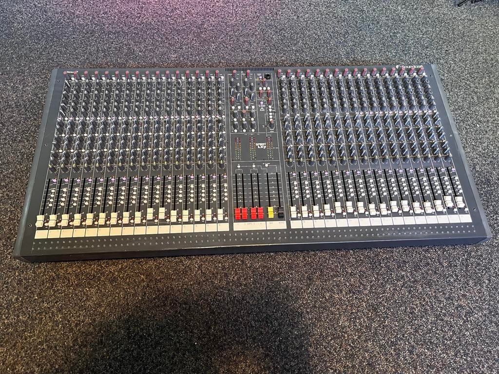 Soundcraft Spirit LX7 mengpaneel, Ophalen of Verzenden, Gebruikt, 20 kanalen of meer, Microfooningang
