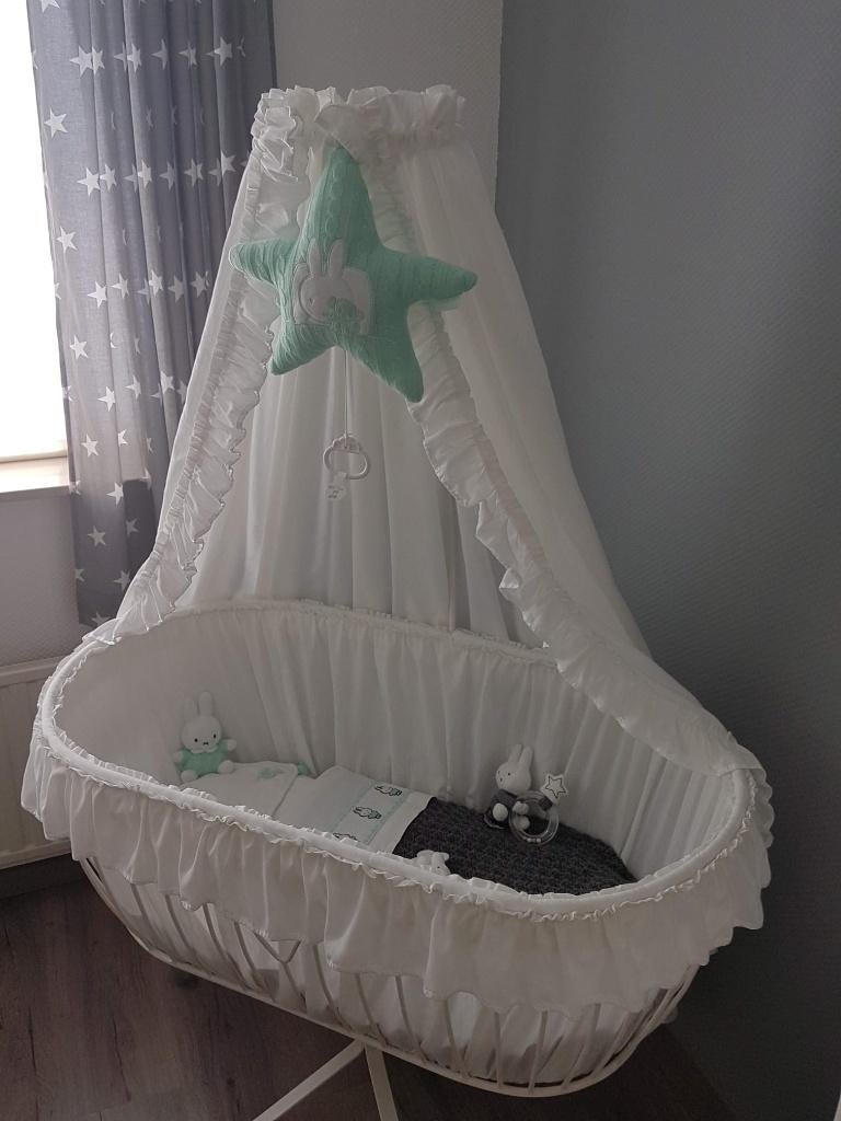 Wieg  keurig zgan, Ophalen, Zo goed als nieuw, Wieg