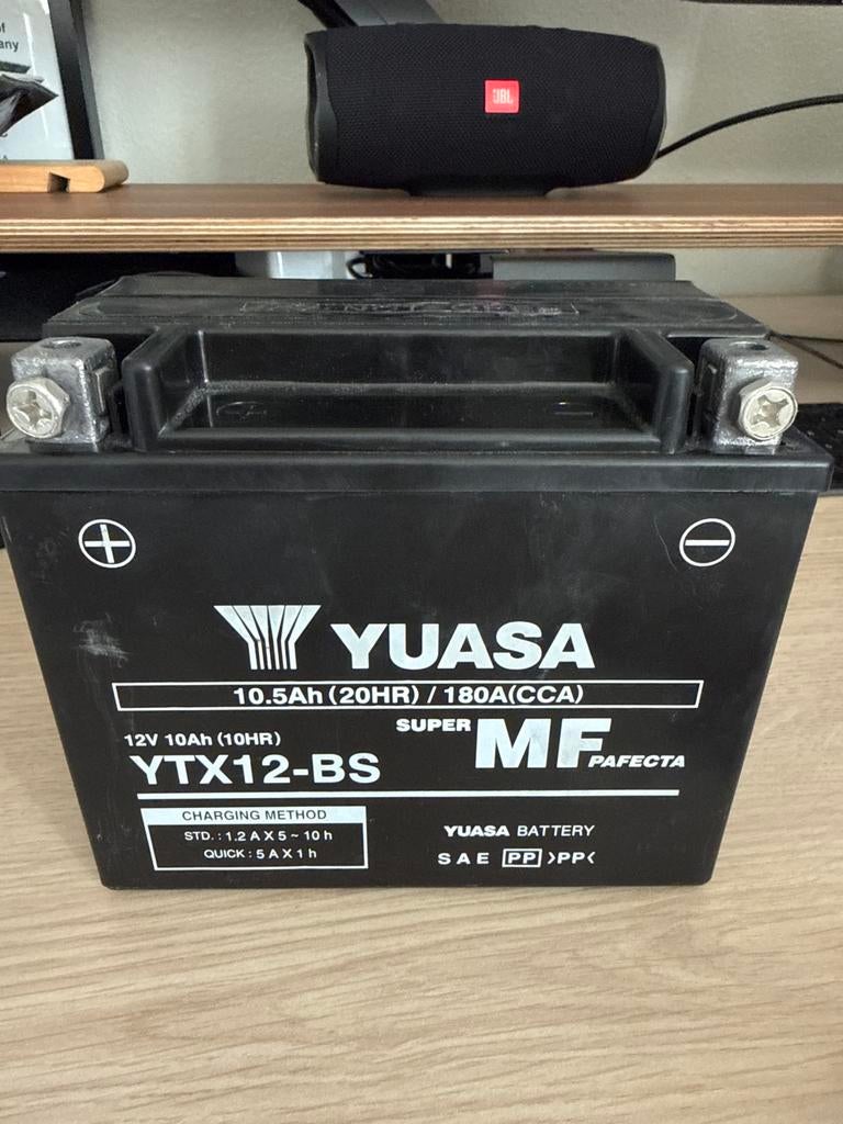 YUASA Super MF Pefecta YTX12-BS Nieuwe Motoraccu, Ophalen, Nieuw, Universele onderdelen