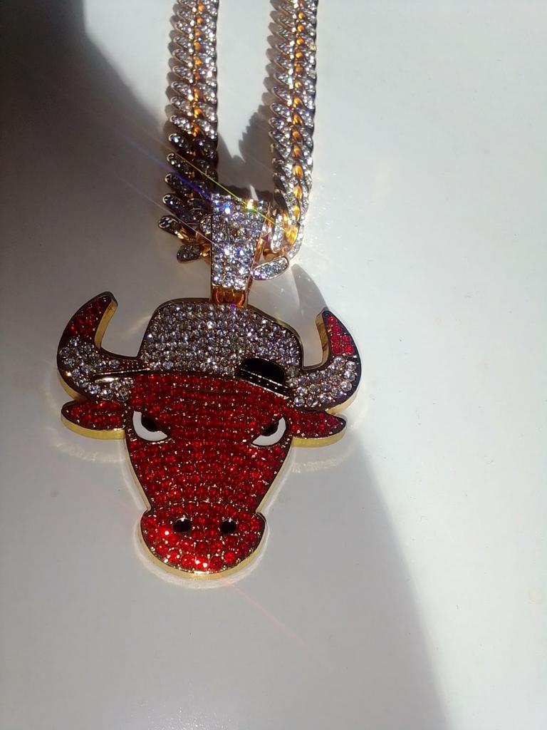 Cuban link heren ketting met diamant Chicago Bulls hanger, Sieraden, Tassen en Uiterlijk, Ophalen of Verzenden, Nieuw, Zilver