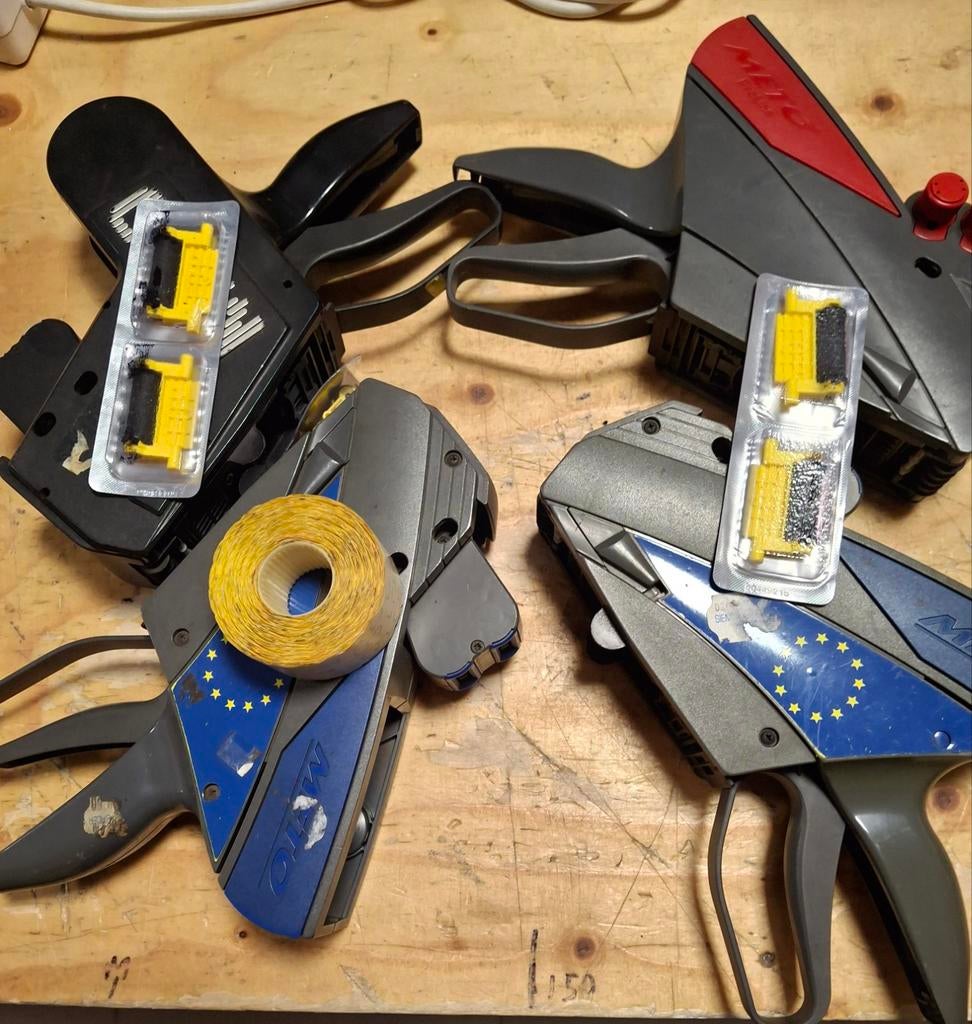 4 Meto prijstangen., Ophalen of Verzenden, Huis en Inrichting