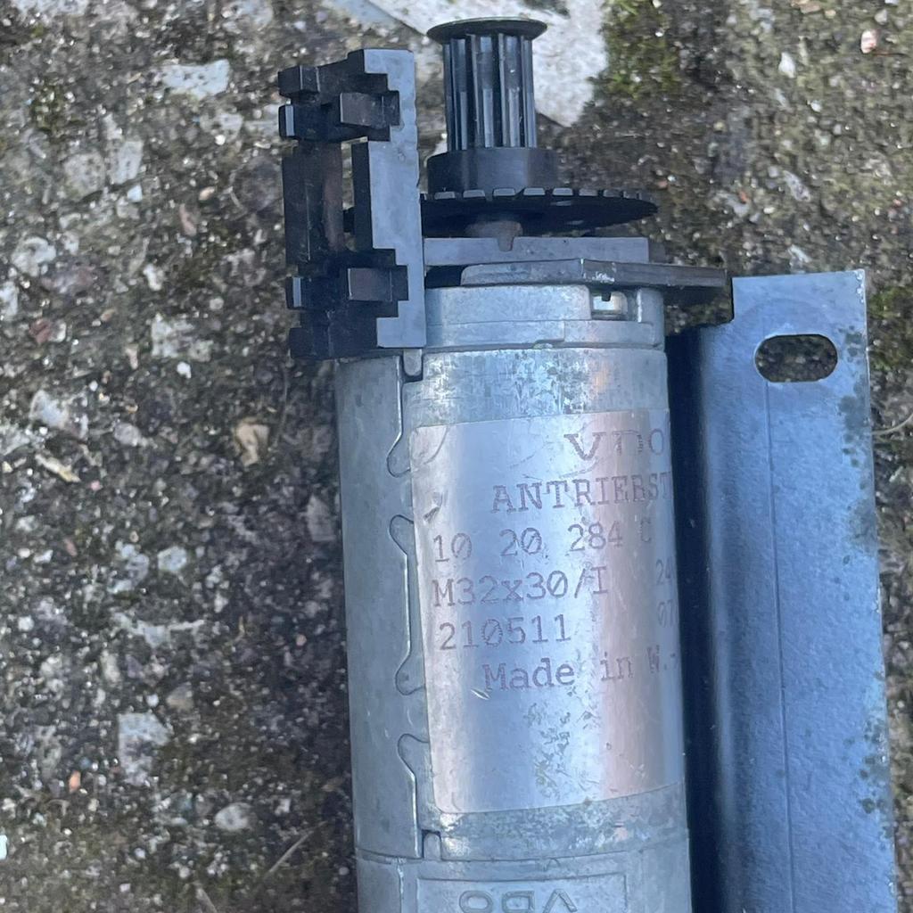 Motoren, Ophalen, Groter dan 1:32