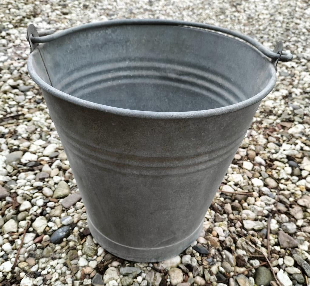 Zgan oud zinken emmer, Ophalen of Verzenden, Zo goed als nieuw, Zink