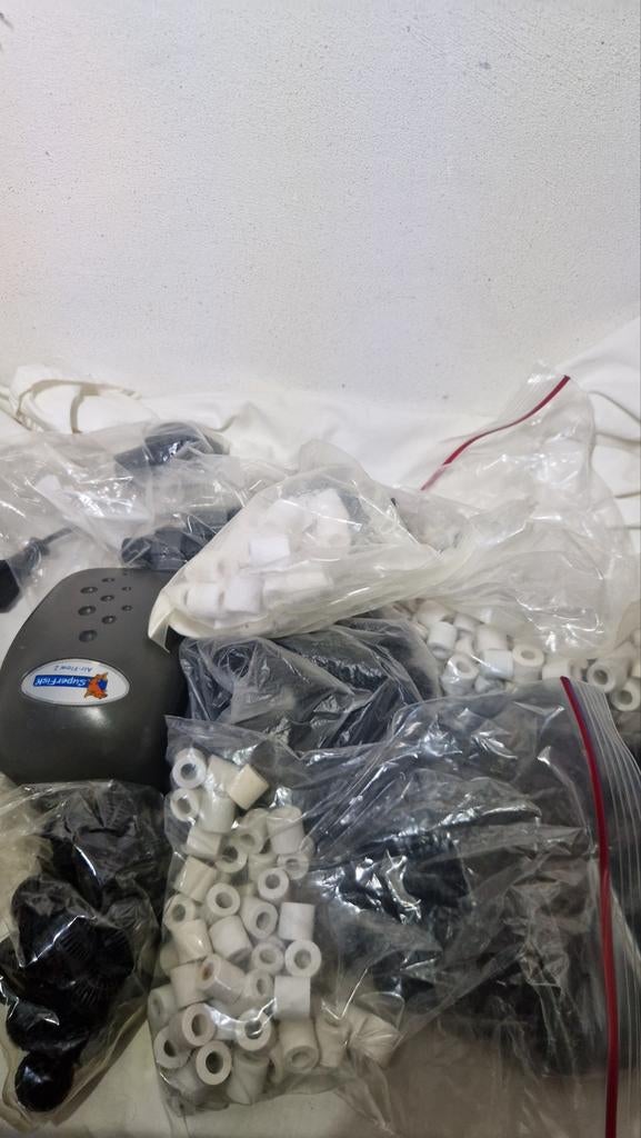 Aquarium Filter media, (lucht) pompje, slangen, nep plantjes, Dieren en Toebehoren, Ophalen of Verzenden, Nieuw