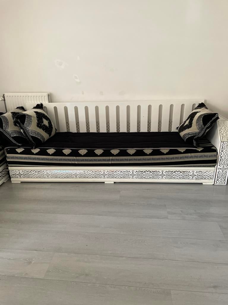 Marokkaanse bank sedari zo goed als nieuw, Ophalen of Verzenden, Zo goed als nieuw, Stof