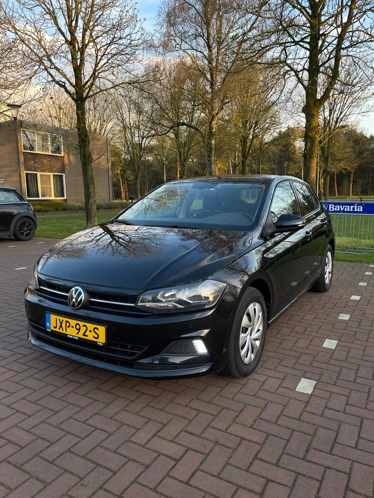 Volkswagen Polo 1.0 TSI 95pk 7-DSG 2021 Zwart Carplay PDC, Auto's, Stof, 95 pk, 1096 kg, Zwart