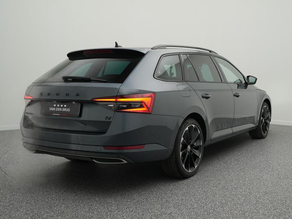 Skoda Superb Combi 1.4 TSI 218pk iV Sportline Business | Tre, Auto's, Skoda, Gebruikt, 4 cilinders, Alcantara, Hybride Elektrisch/Benzine