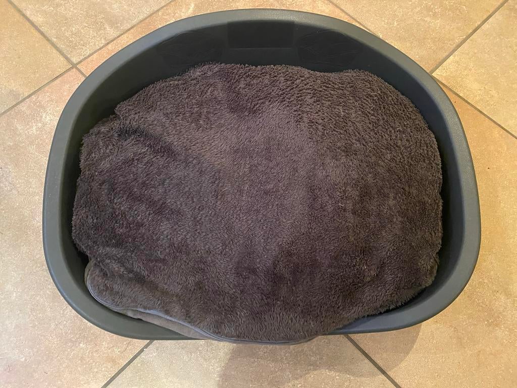 Kunststof honden mand zgan, Dieren en Toebehoren, Ophalen of Verzenden, Zo goed als nieuw, Pluche