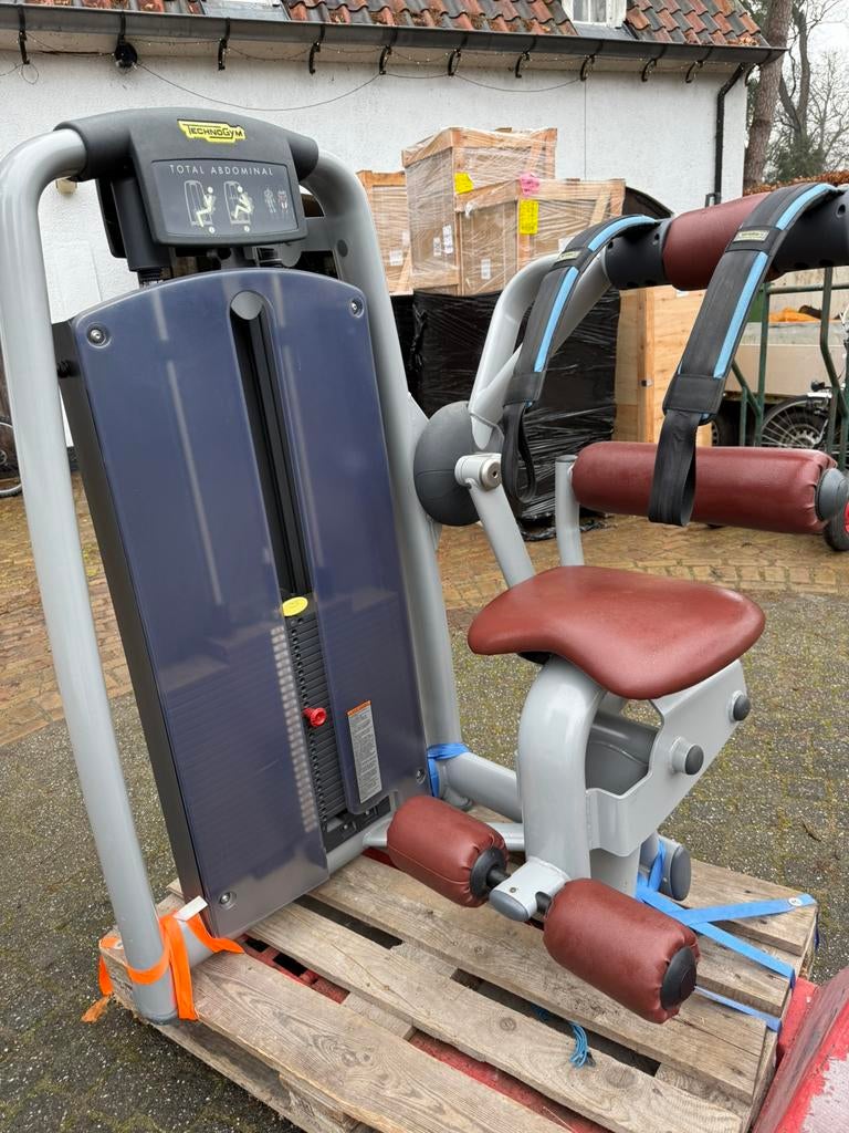 Technogym Abdominal nu voor 850 euro i.p.v. 2950 euro, Ophalen of Verzenden, Zo goed als nieuw, Buik, Overige typen
