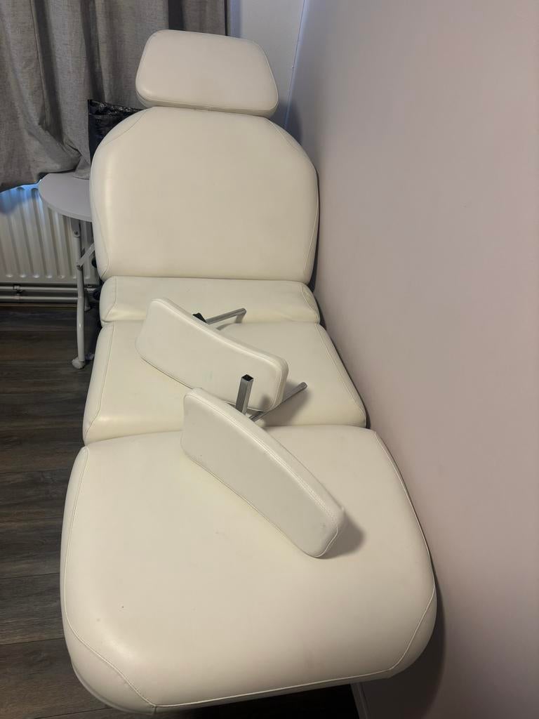 Professionele elektrischebehandelstoel Brusaferri Sosul 2000, Sport en Fitness, Massageproducten, Ophalen, Zo goed als nieuw, Massagetafel