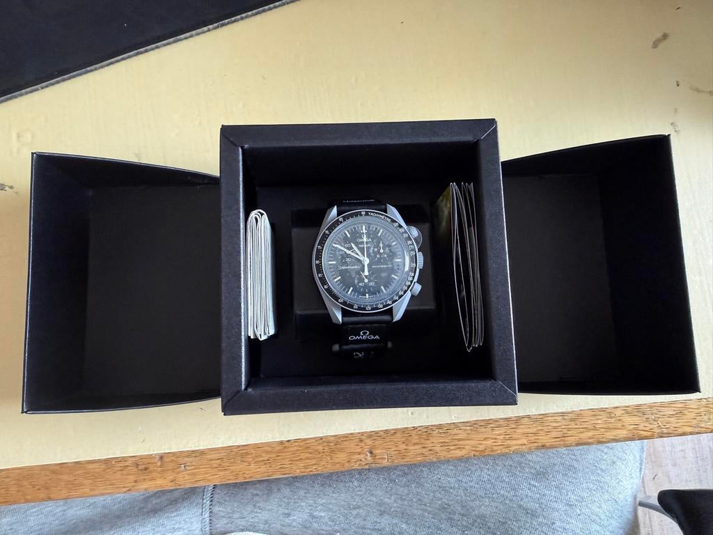 Moonswatch Mission to the Moon SO33M100 - Nieuw & Compleet, Kunststof, Polshorloge, Swatch, Nieuw