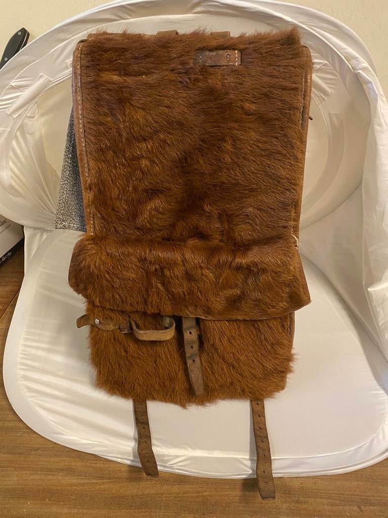 Zwitserse militaire Tornister rugzak 1944 – leer & ponyhaar, Verzamelen, Ophalen, Landmacht, Kleding of Schoenen