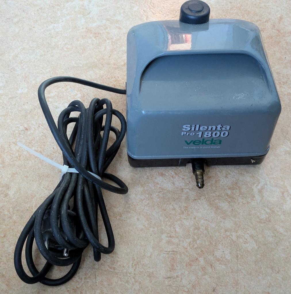 vijverpomp, Tuin en Terras, Ophalen, Zo goed als nieuw, Vijverpomp