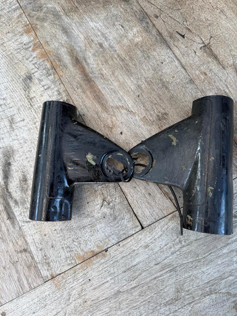BMW R75 - R2V koplamp houders (oren), Motoren, Ophalen of Verzenden, Gebruikt
