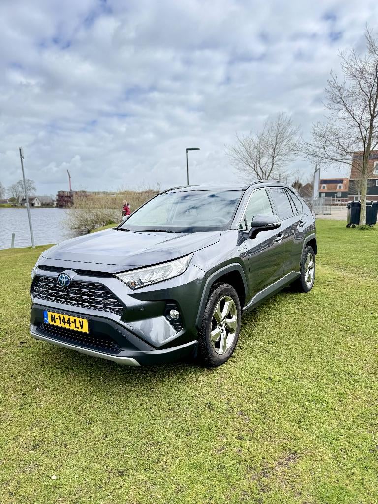 Toyota RAV4 2.5 Hybrid 218pk | 2021 | Dealer onderhouden, Zwart, 4 cilinders, 2487 cc, 1565 kg
