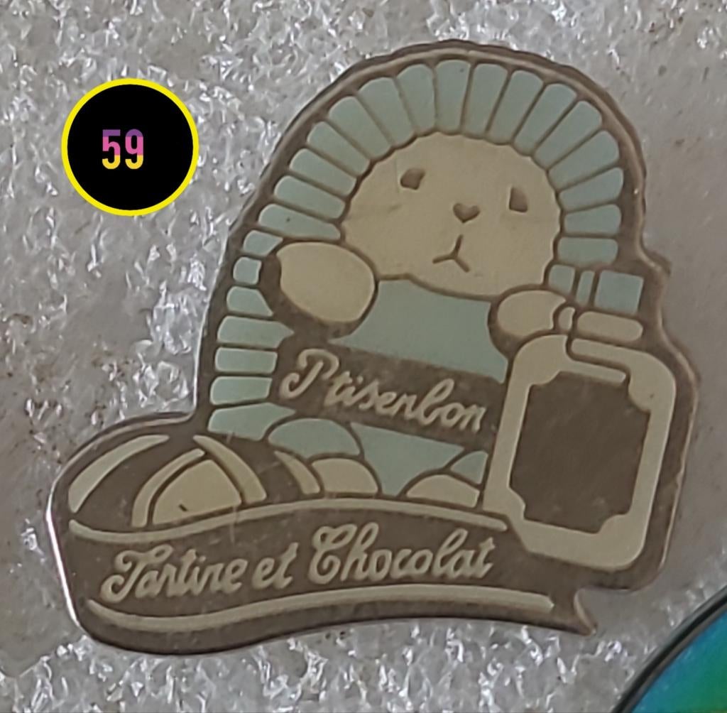Vintage Tartine et Chocolat Pin - Schaapje met fles, Verzenden