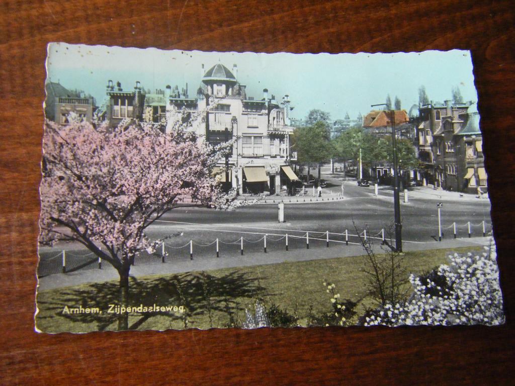 T37 - Arnhem - Zijpendaalseweg - Mooi/Oud, Ophalen of Verzenden, 1940 tot 1960, Gelderland