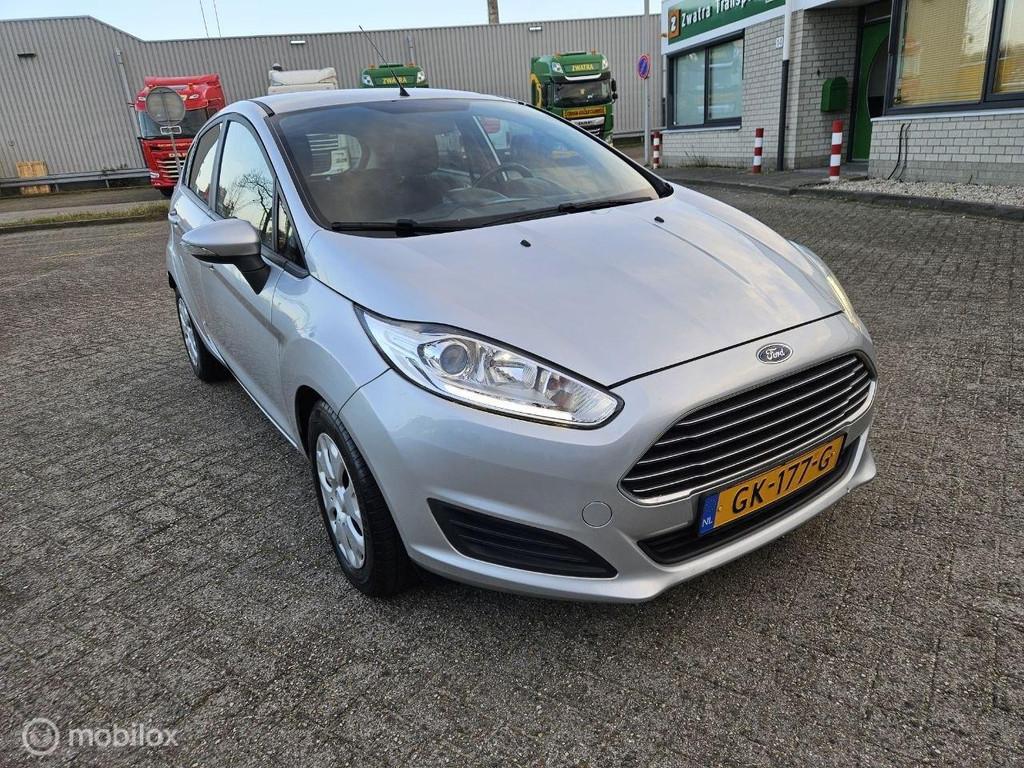 Ford Fiesta 1.5 TDCi Titanium, Auto's, Ford, Voorwielaandrijving, Gebruikt, Euro 6, 1036 kg