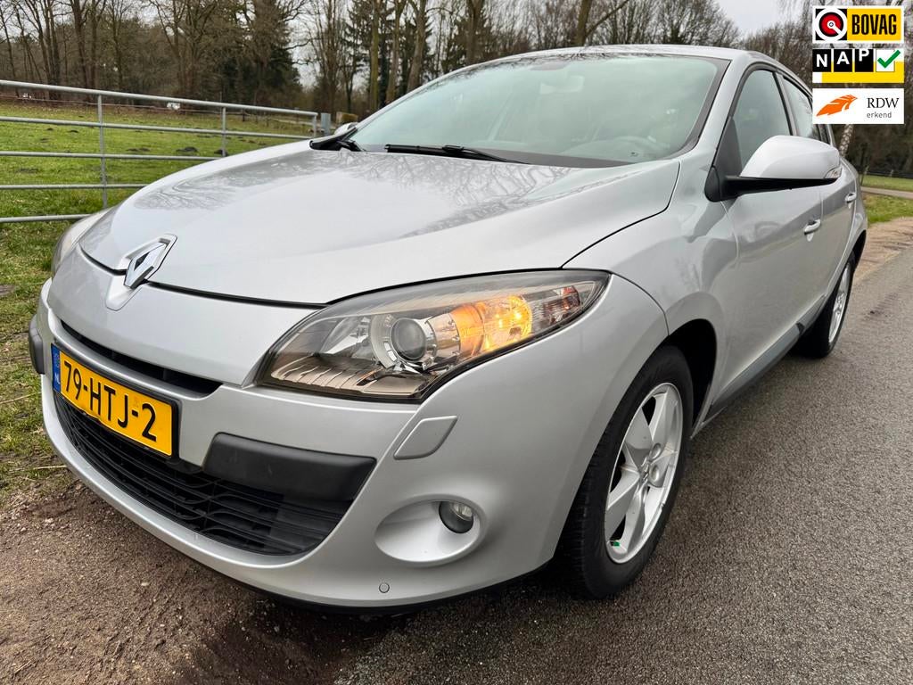Renault Mégane 2.0 Dynamique DEALER onderhouden|1ste eigena, Stof, Gebruikt, 4 cilinders, Parkeersensor