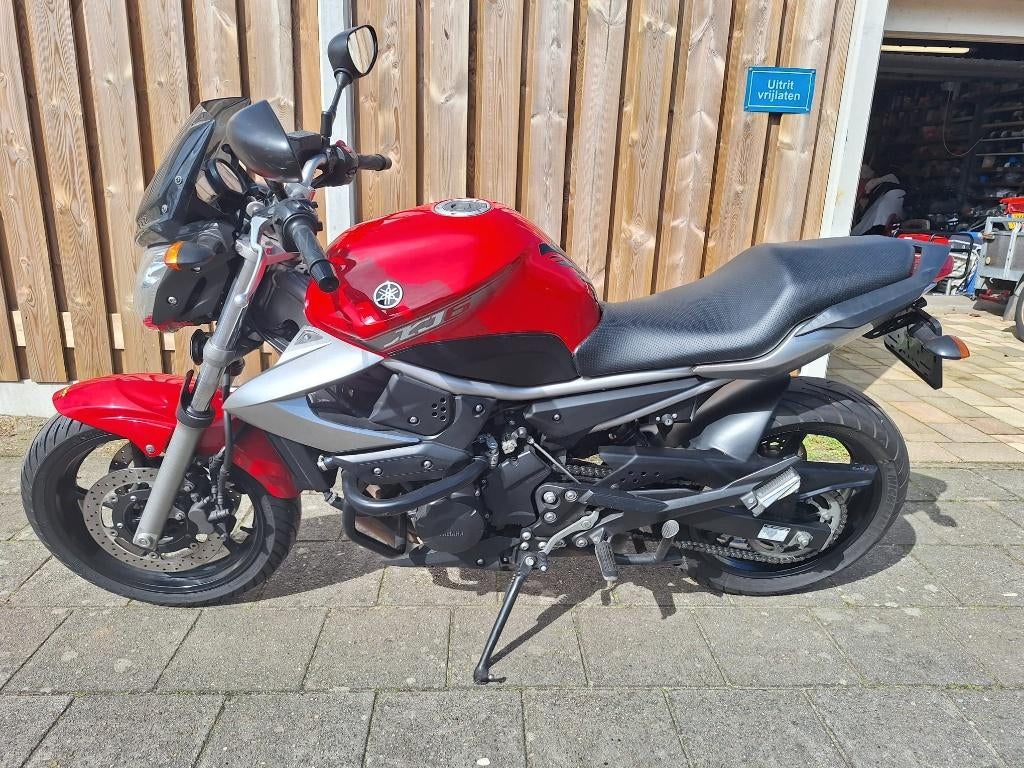 Yamaha XJ6 - N Bouwjaar 2011 Km 22593.