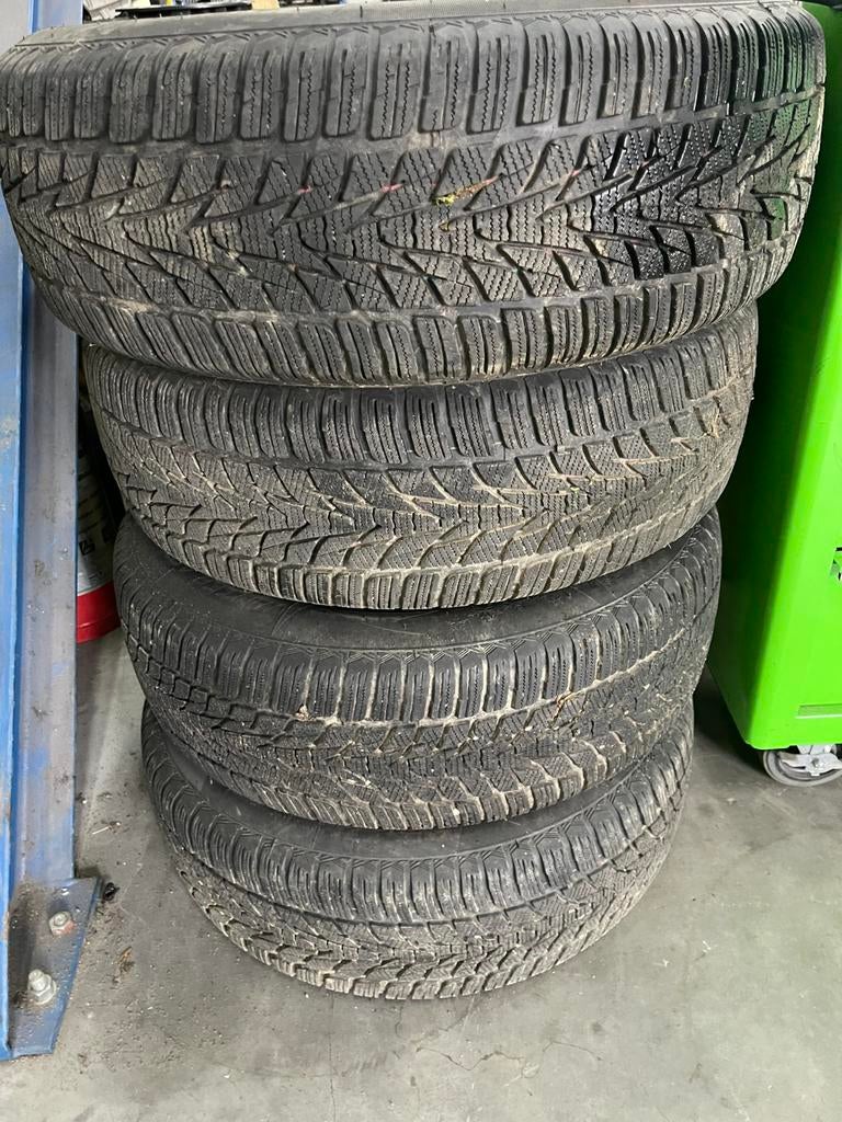 Nissan j 11  Qashqai banden winter met velgen, Ophalen of Verzenden, Voor, Nissan, Bumper