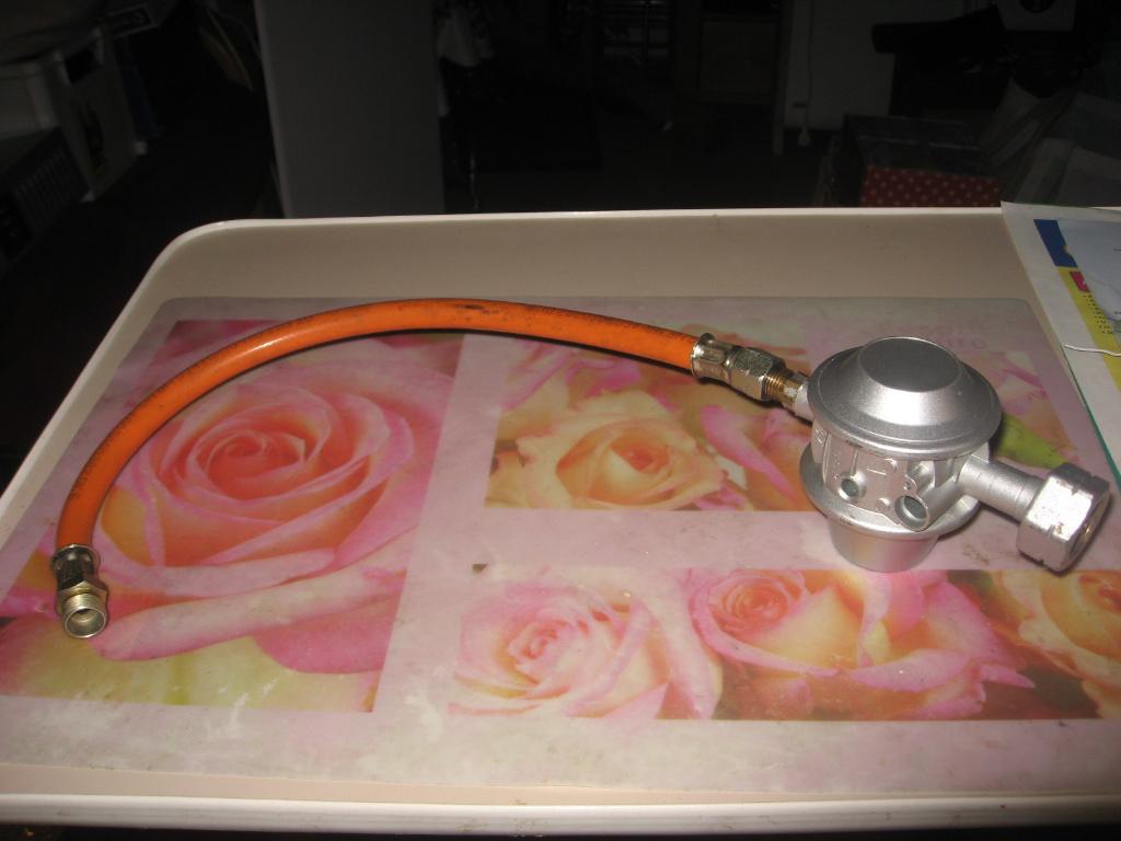 GOK gasdrukregelaar Caravan 30 mbar, Ophalen of Verzenden, Zo goed als nieuw