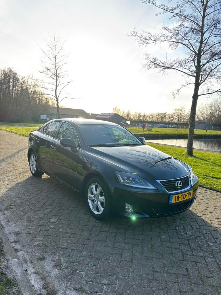 Lexus IS 250 2.5 AUT 2006 Zwart, Auto's, Achterwielaandrijving, 1535 kg, Zwart, 6 cilinders