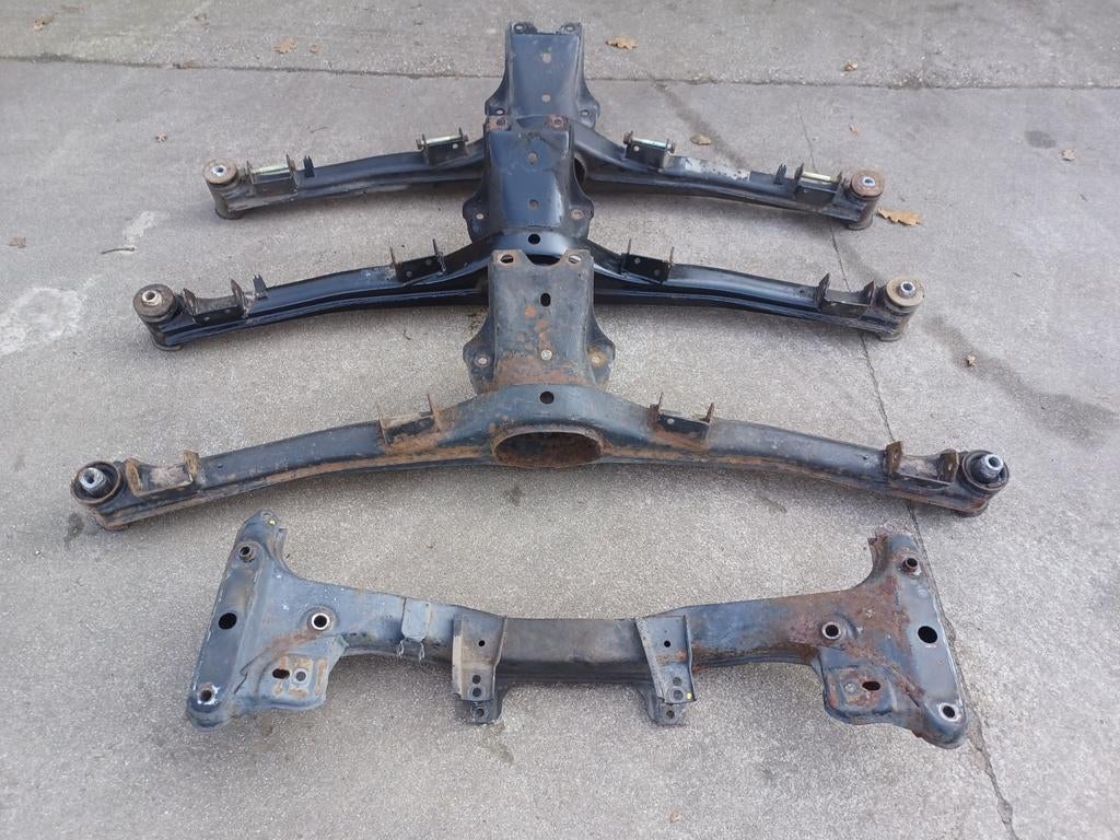 BMW e30 subframe voor en achter, Auto-onderdelen, Ophalen, Gebruikt, -, -