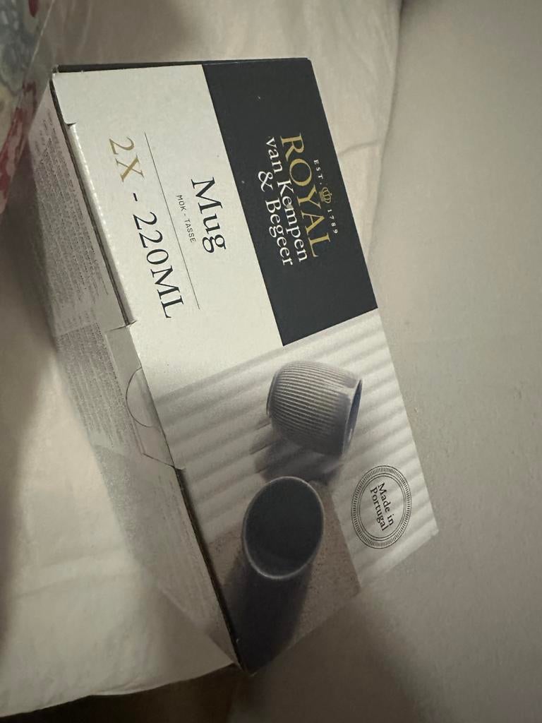 Royal Van Kempen & Begeer mokken 220ml blauw, Huis en Inrichting, Keuken | Servies, Nieuw, Kop(pen) en/of Schotel(s), Effen, Aardewerk