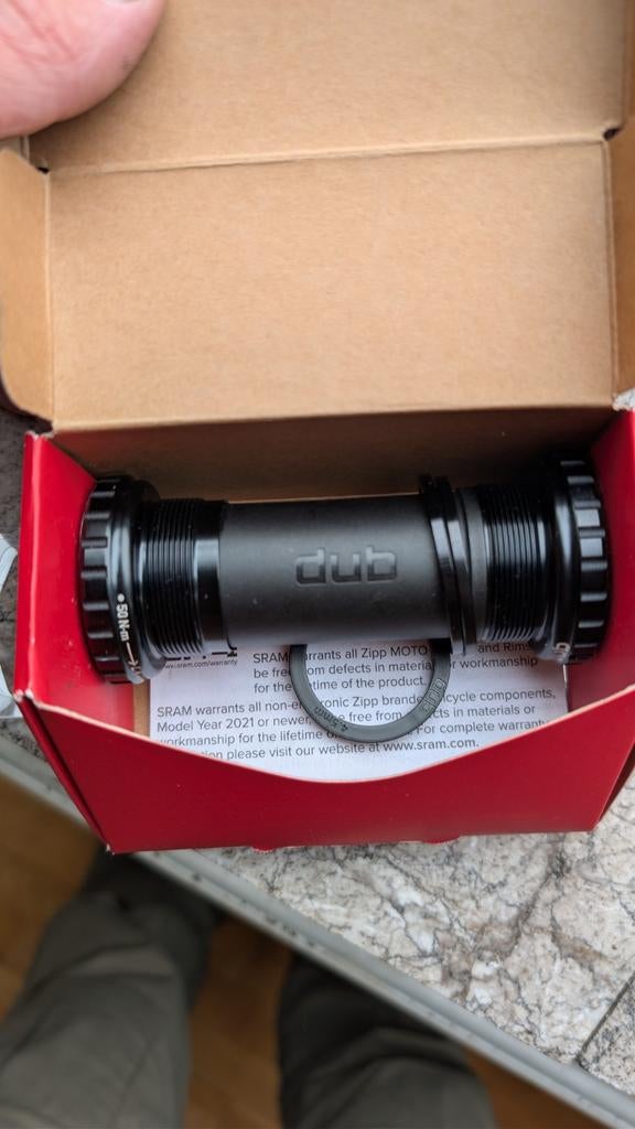 SRAM dub bsa 83mm -nieuw-, Fietsen en Brommers, Ophalen of Verzenden, Nieuw, Racefiets, Crankstel of Pedalen