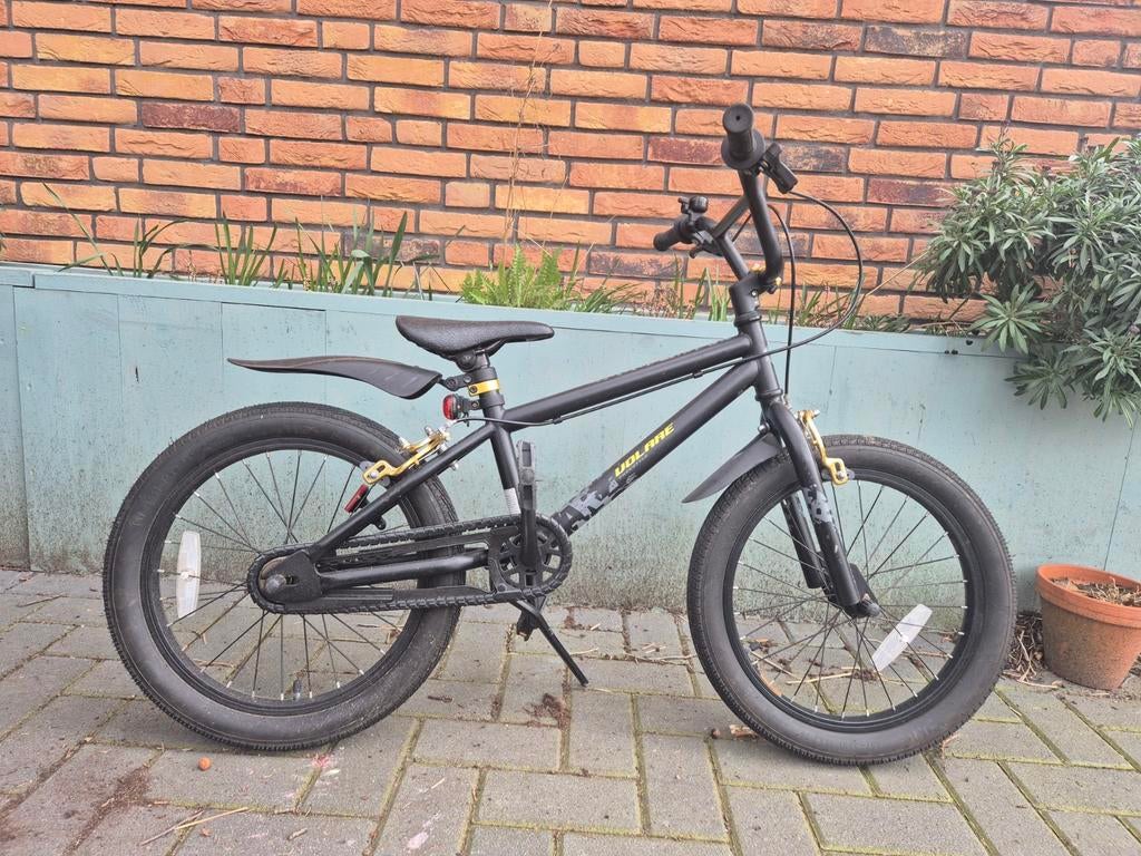 Zwarte kinderfiets - 18 inch, Ophalen of Verzenden, Gebruikt, 16 tot 20 inch, Volare