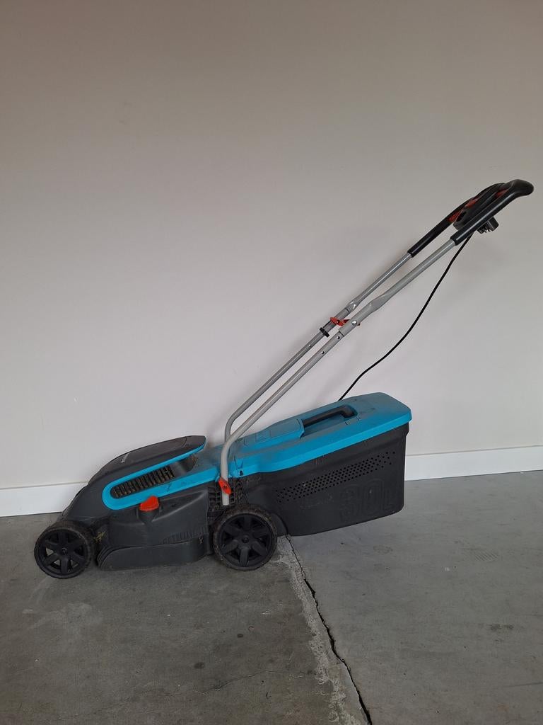 Gardena PowerMax 32E Elektrische Grasmaaier, Cirkelmaaier, Gebruikt, Elektrische grasmaaier, Ophalen of Verzenden