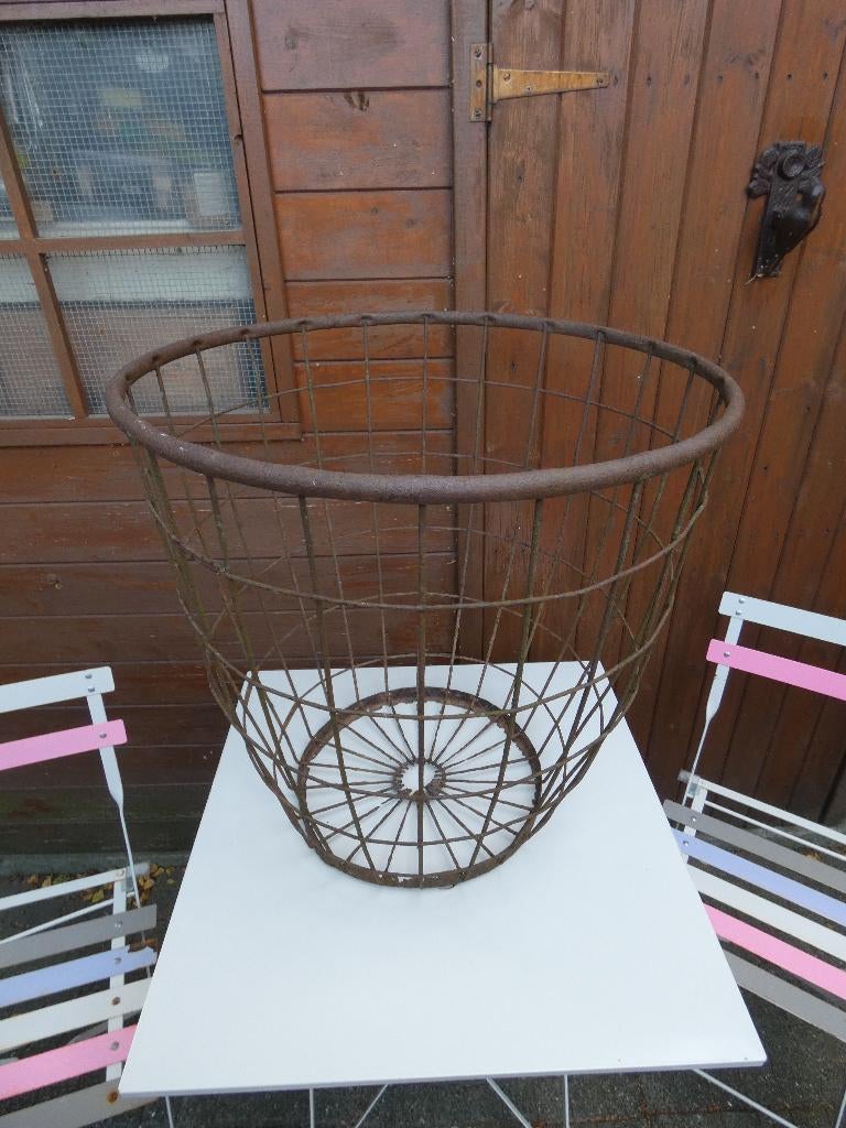 oude mand/ aardappelenmand/ metalen mand / korf, Ophalen of Verzenden