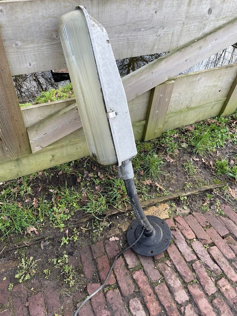 Buitenlamp tl buisje- Klassieke Straatlantaarn, Gebruikt, Minder dan 50 watt, Wandlamp, Ophalen of Verzenden