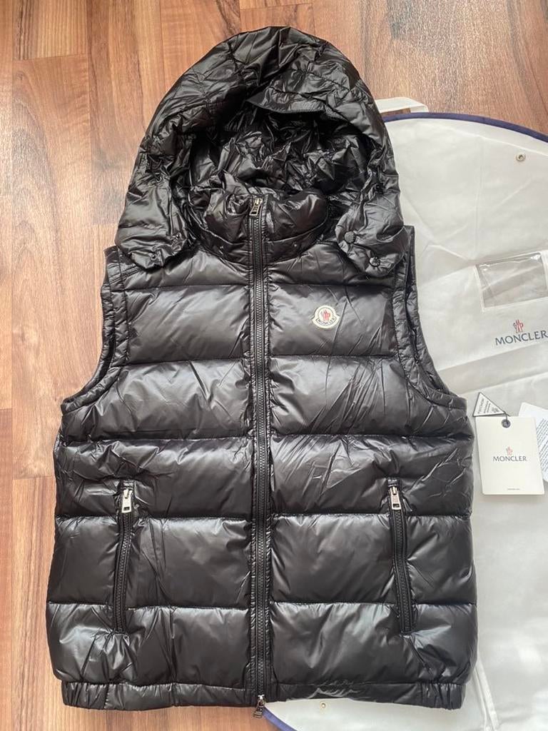 Moncler Bodywarmer, Verzenden, Zwart, Moncler, Maat 42/44 (L)