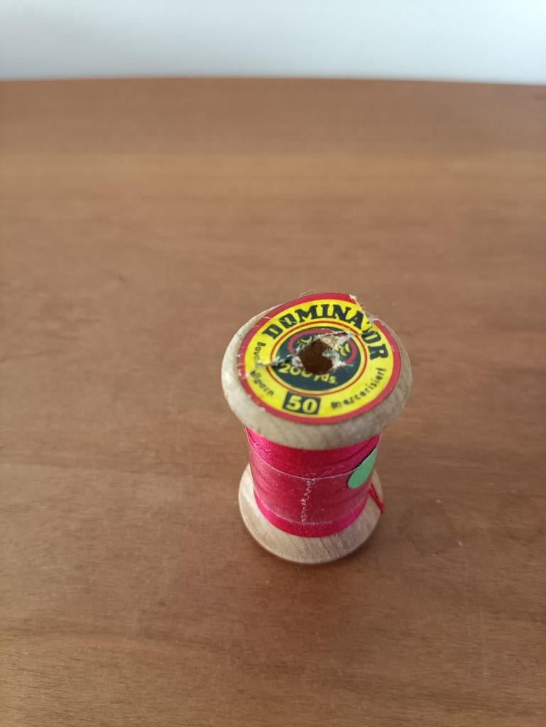 Vintage Dominator Garen - Rood, Ophalen of Verzenden, Gebruikt, Garen of Naald(en)