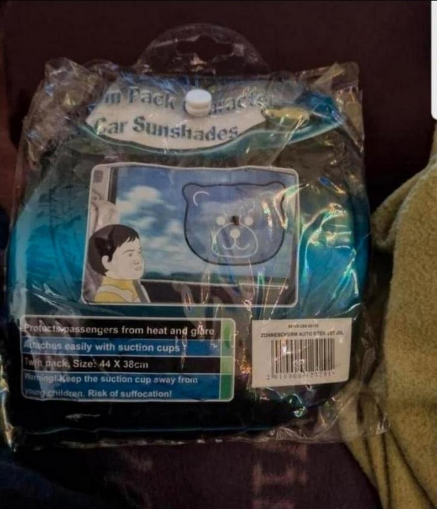 Twee zonneschermen voor de auto bieden, Ophalen of Verzenden, Zo goed als nieuw