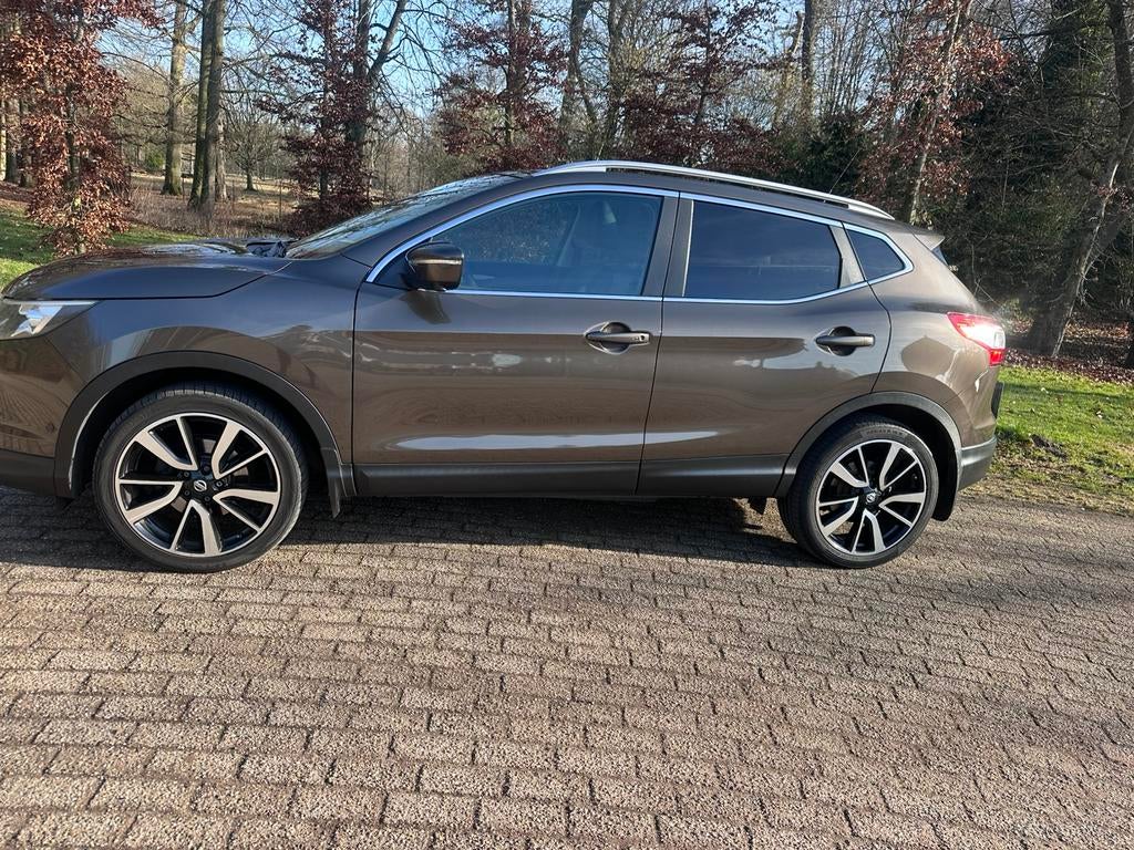Nissan Qashqai 1.2 Dig-t 85KW 2WD 2014 Bruin, Auto's, Voorwielaandrijving, 4 cilinders, Bruin, Origineel Nederlands