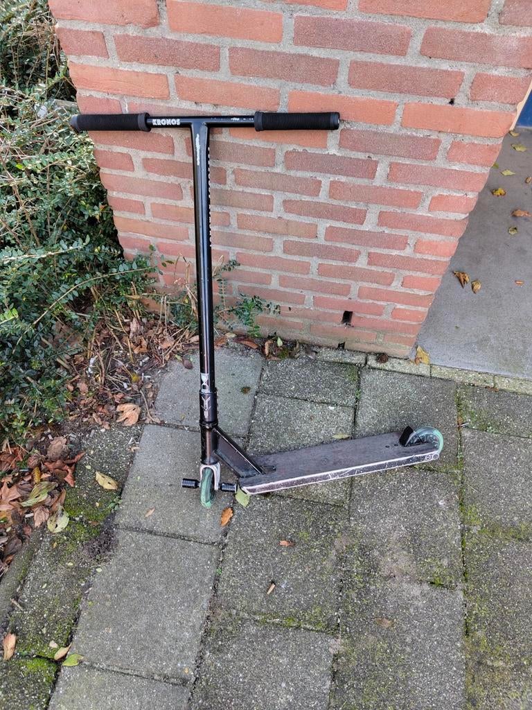 Street stuntstep met titanium bar, Fietsen en Brommers, Steps, Ophalen, Gebruikt, Gewone step, Kronos