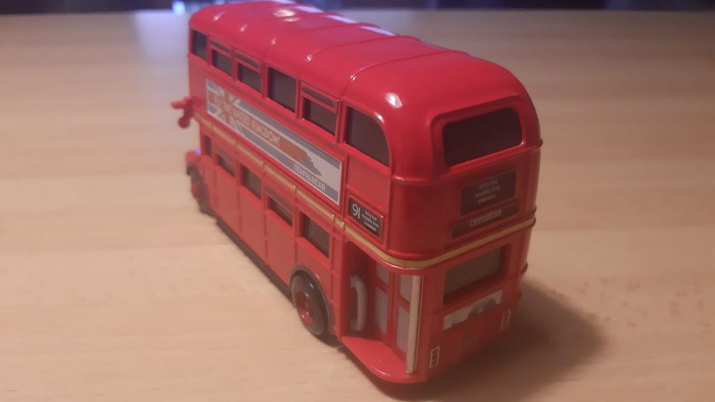 Disney cars 2, London dubbeldekker deluxe, Ophalen of Verzenden, Zo goed als nieuw