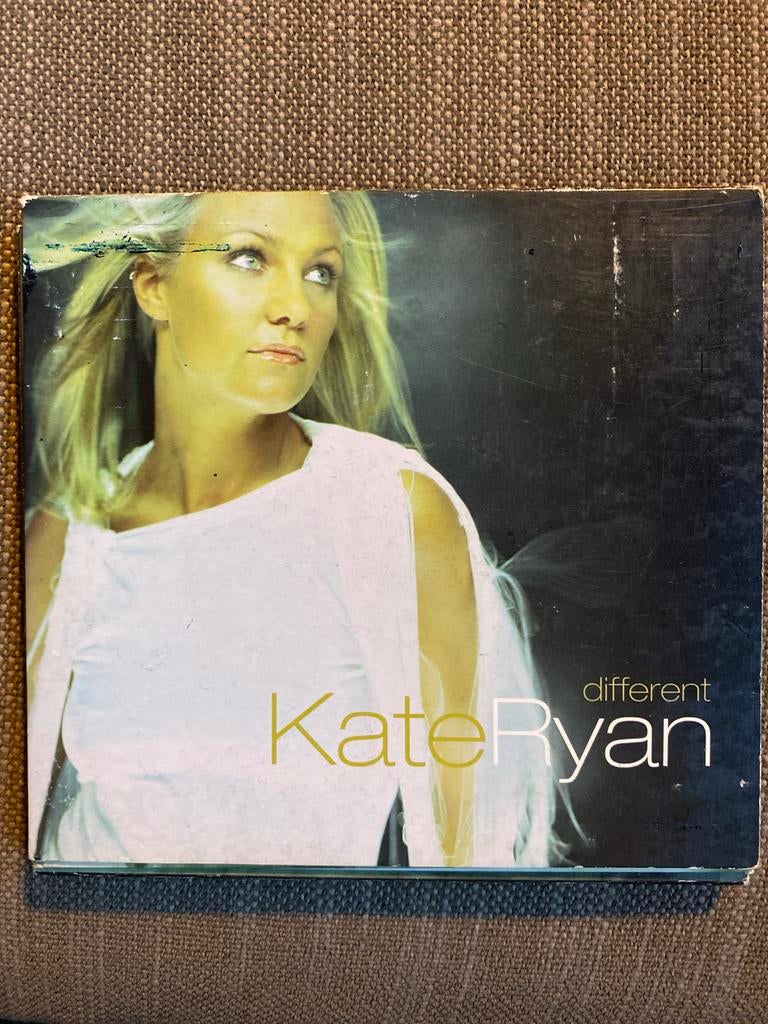 Kate Ryan - Different cd, Ophalen of Verzenden, Gebruikt, Boxset