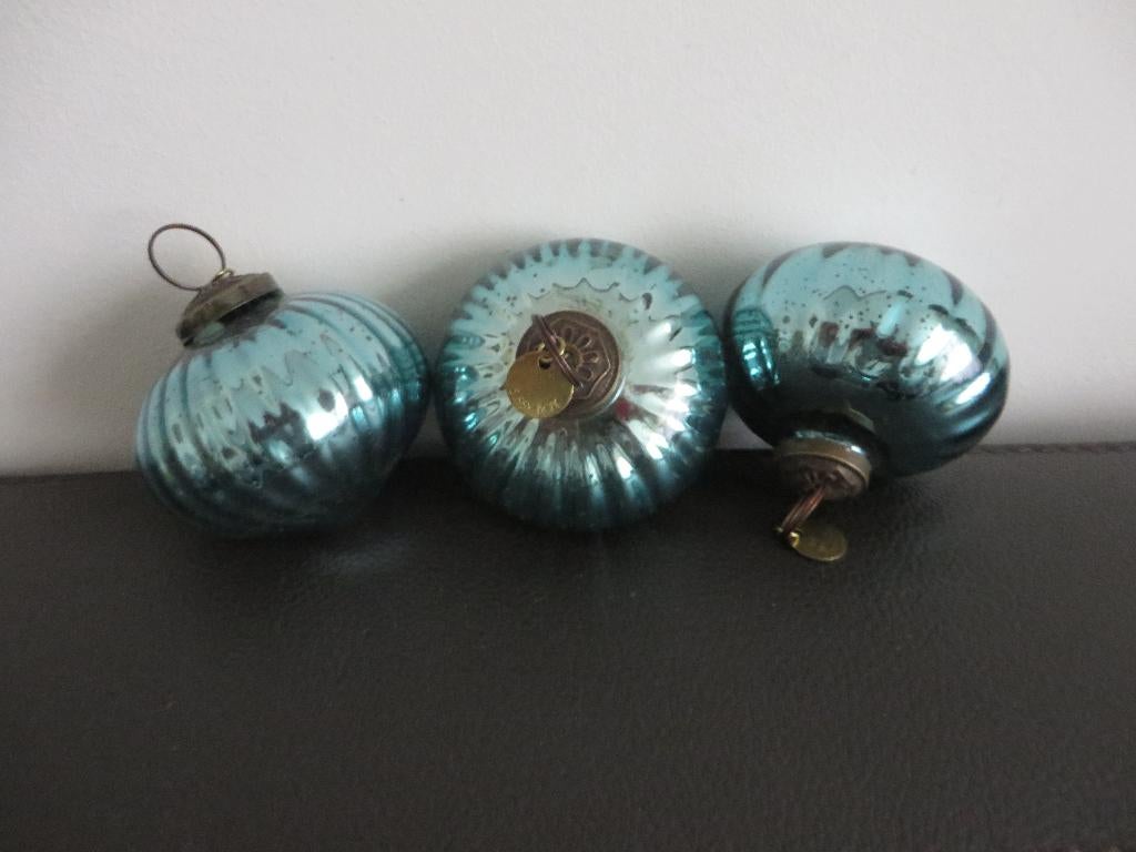 Set Sissy Boy licht blauw glazen kerst of heksen ballen, Diversen, Kerst, Ophalen of Verzenden, Zo goed als nieuw