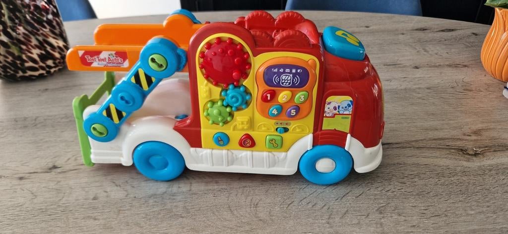 Toettoet auto ambulance, Ophalen, Gebruikt, 6 maanden tot 2 jaar