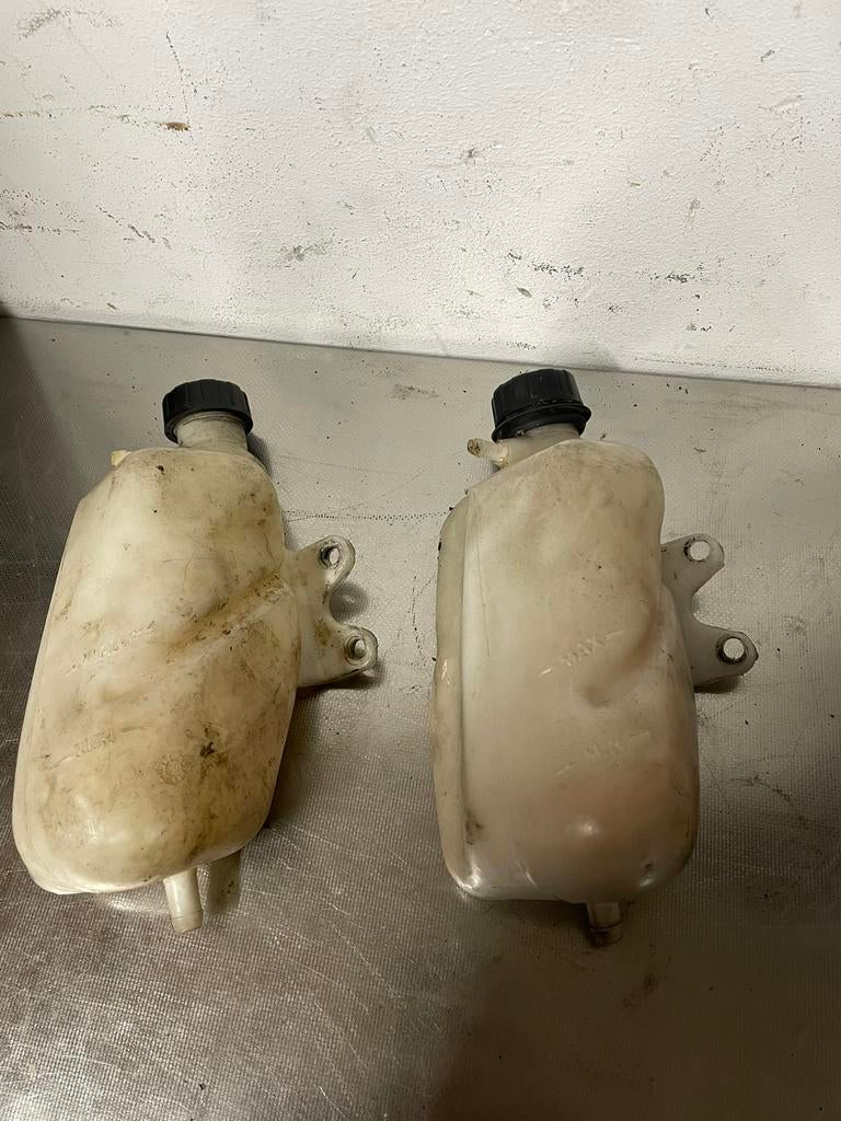 Gilera runner koelvloeistof reservoir, Ophalen