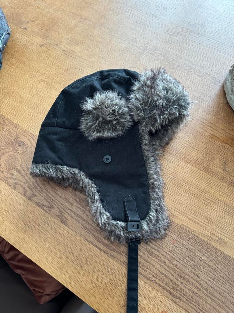 Le coq muts met bont - Maat S, Ophalen of Verzenden, Zo goed als nieuw, Maat 48/50 (M), Muts