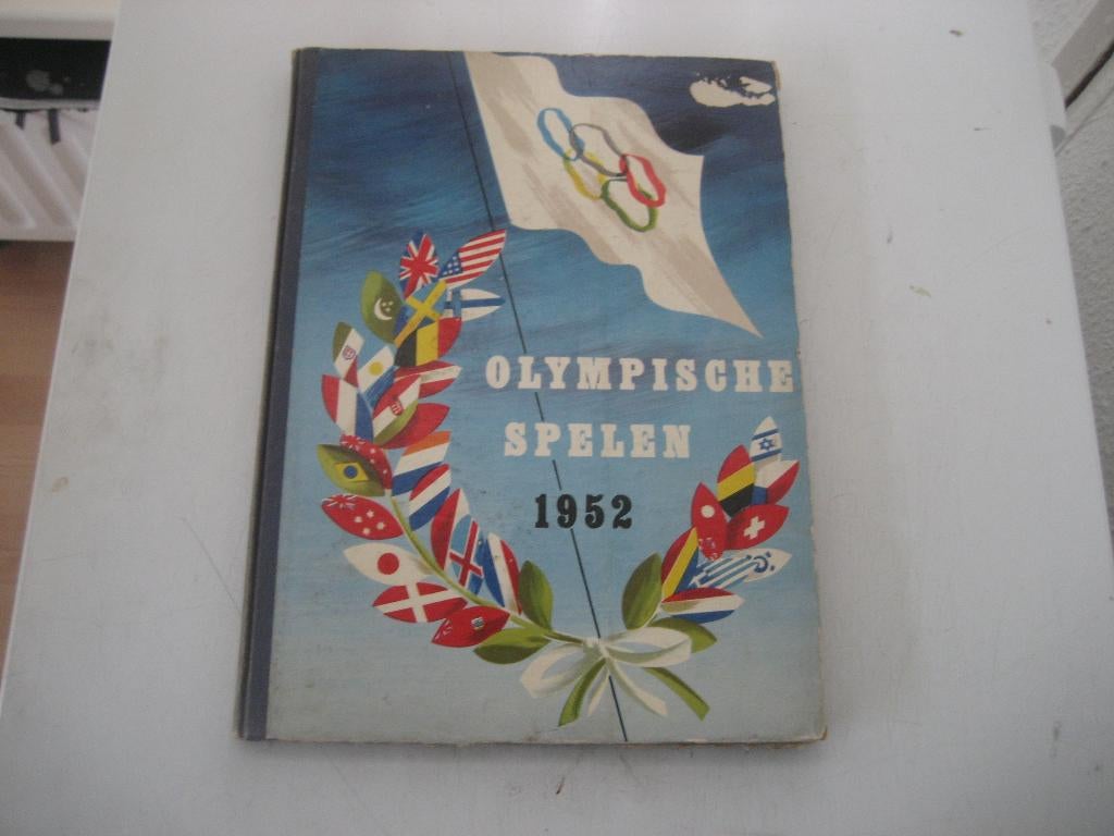 olympische spelen plaatjes album 1952, Boeken, Ophalen of Verzenden, Gelezen, Plaatjesalbum
