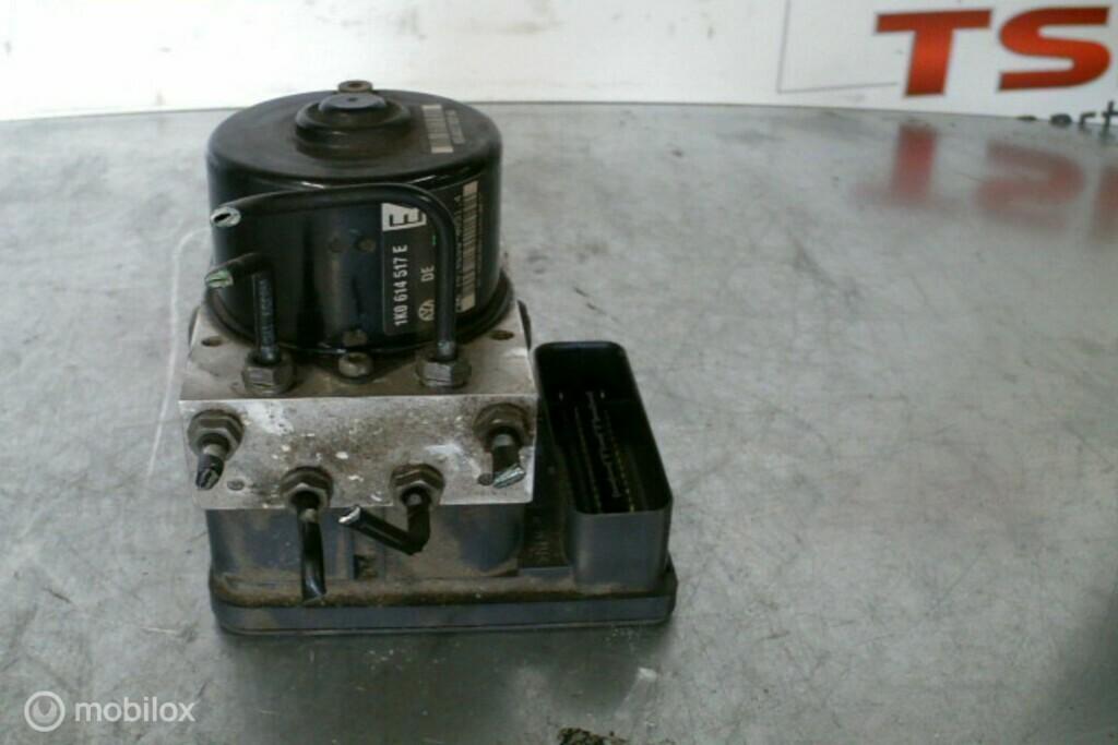 ABS pomp ​​1K0907379E​ ​​​VW Audi R32 BDB, Ophalen of Verzenden, Gebruikt