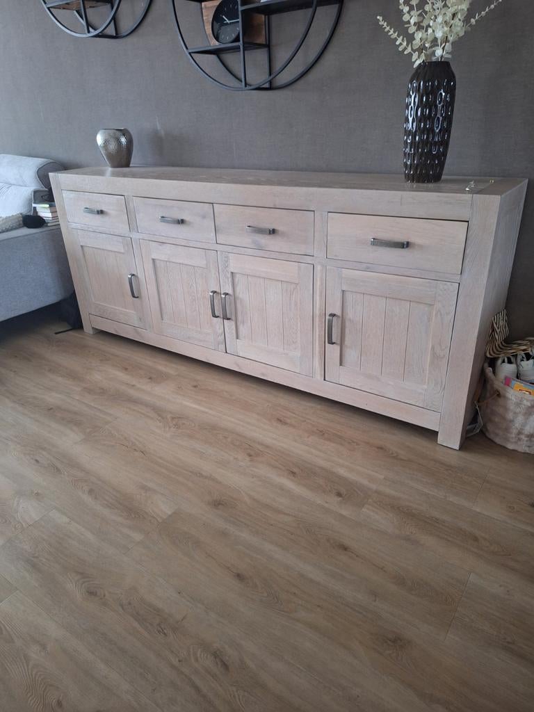 Dressoir zo goed als nieuw, Ophalen